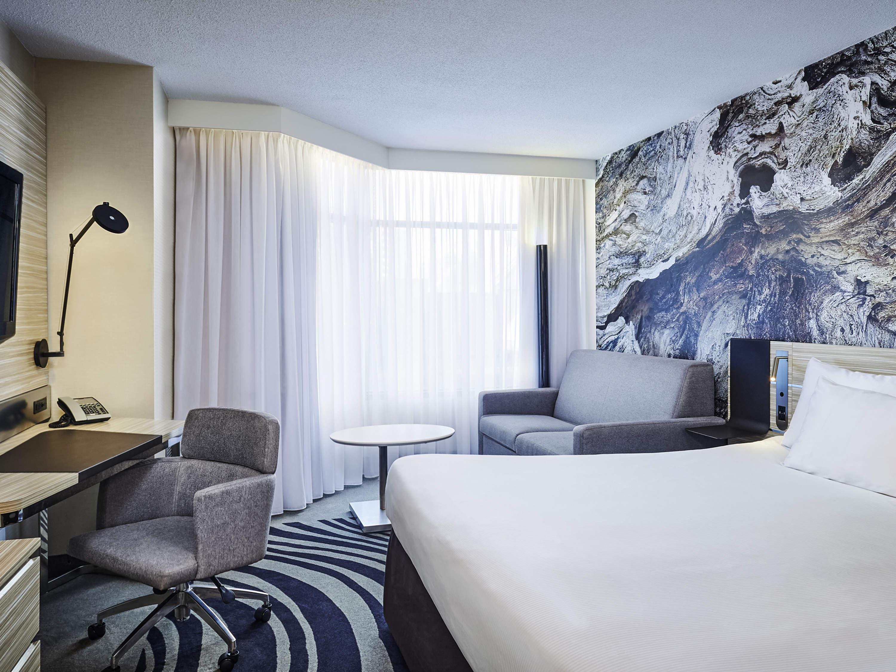 Novotel Toronto North York Екстериор снимка
