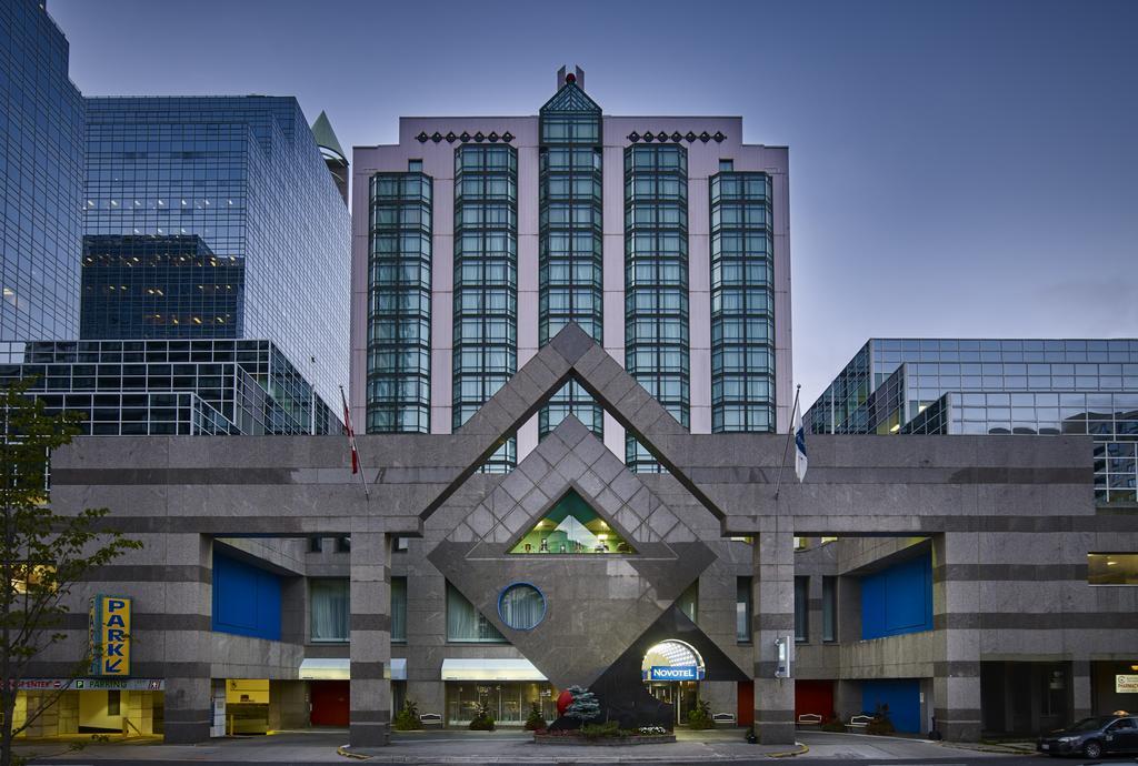 Novotel Toronto North York Екстериор снимка