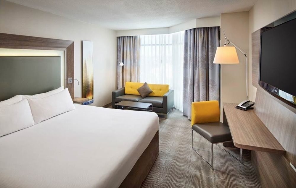Novotel Toronto North York Екстериор снимка