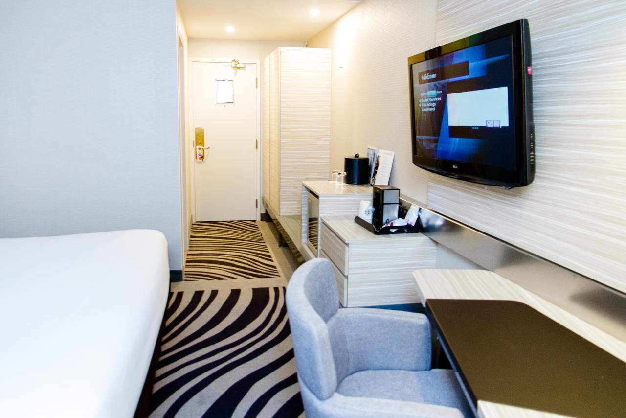 Novotel Toronto North York Екстериор снимка